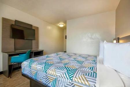 Motel 6 Santa Fe - 48