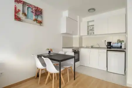 Prince Apartments - 54
