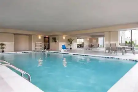 Hampton Inn & Suites Michigan City - 11