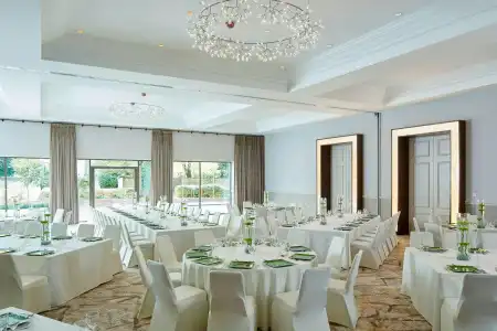 London Marriott Regents Park - 35