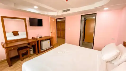 A.A. Pattaya Golden Beach - 6