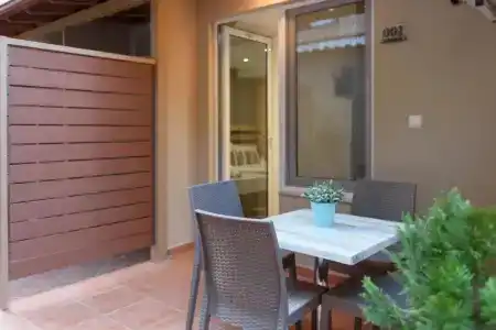Ammos Beach Seaside Luxury Suites - 25