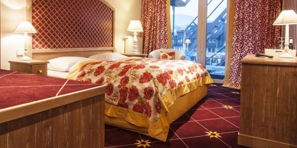 & Restaurant Sonne - 41