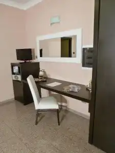E H Suites Rome Airport - 63