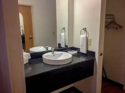 Motel 6 Woodway, TX - 56