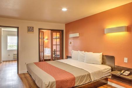 Motel 6 Dallas, TX - Northwest - 28