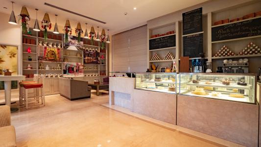 DoubleTree by Hilton Agra - 11
