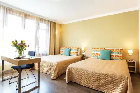 Geneva - 5