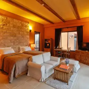 Town Square Suites by Toscana Valley - 21