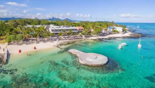 Le Peninsula Bay Beach Resort & Spa - 17