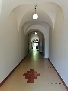 Globtroter Guest House - 11