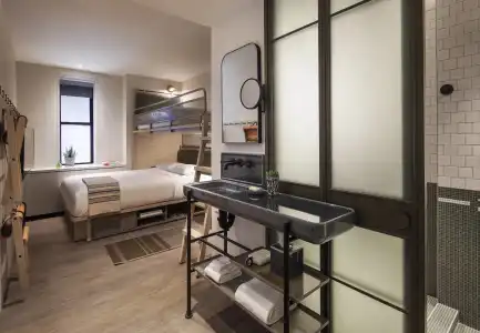 Moxy NYC Times Square - 6