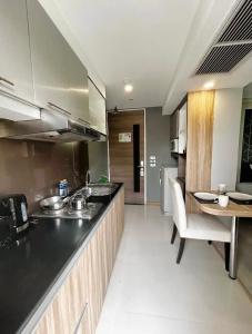 iCheck inn Residences Sukhumvit 20 - 94