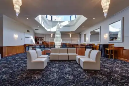 Universel Montreal - 10