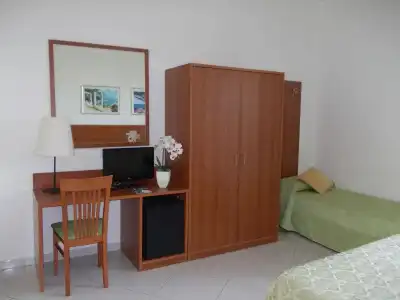 Solaria - 4