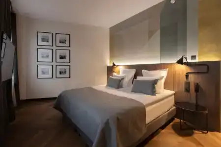 Dvor Podznoeva Studios and Apartments Building - 59