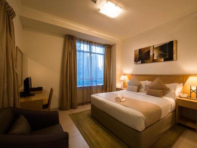 Oaks Liwa Heights Suites - 6