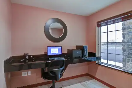 Cobblestone & Suites – Pulaski/Green Bay - 3