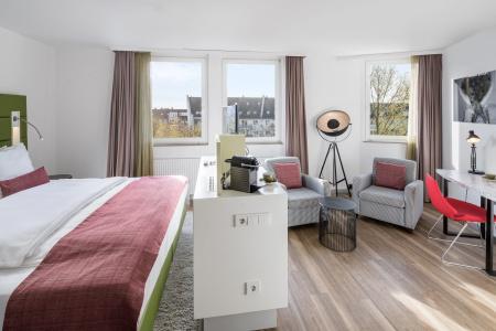 Indigo Düsseldorf - Victoriaplatz by IHG - 35