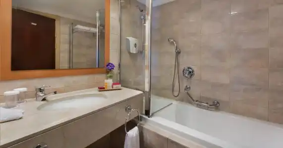 Crowne Plaza HAIFA by IHG - 6
