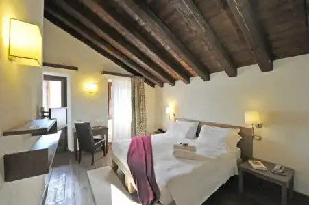 Maison Tissiere et Cuisine - 15