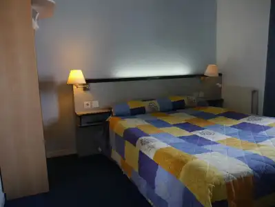 Hôtel Terminus - 69