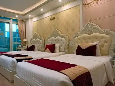 Hanoi Royal - 140