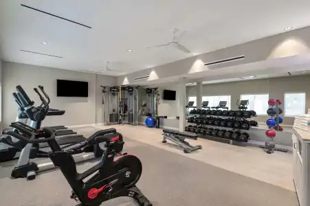 DoubleTree Suites by Hilton Naples - 18