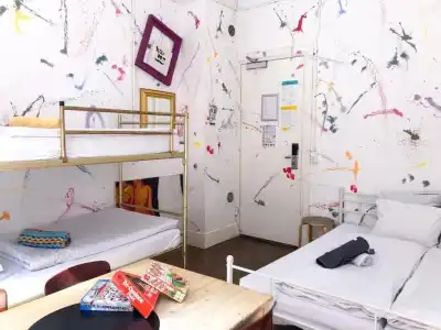Hostel ROOM Rotterdam - 51