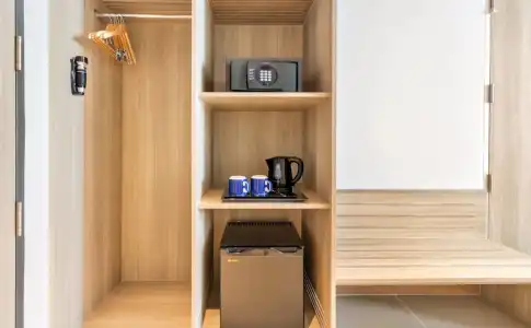 Holiday Inn Express Bangkok Soi Soonvijai by IHG - 18