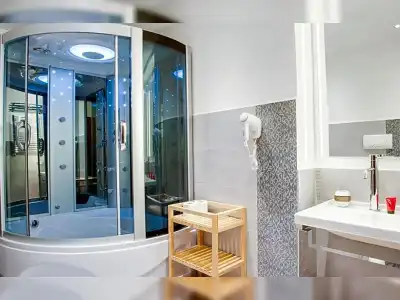 Lh Royal Suites - 33