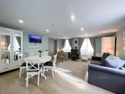 Revelton Suites Riga - 25