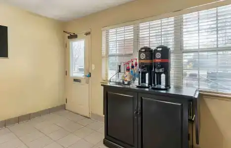 Extended Stay America Select Suites Newport News Oyster Pt - 16