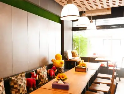 D Box Hostel - 10