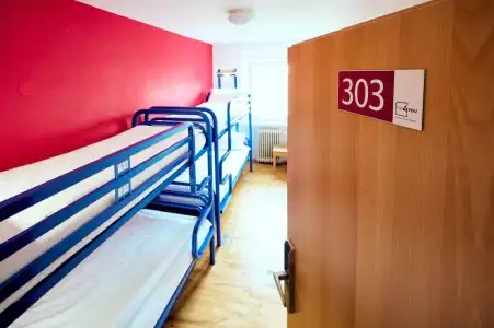 The 4You Hostel & - 85