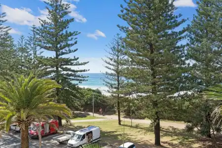 Burleigh Mediterranean Resort Enquiries - 54