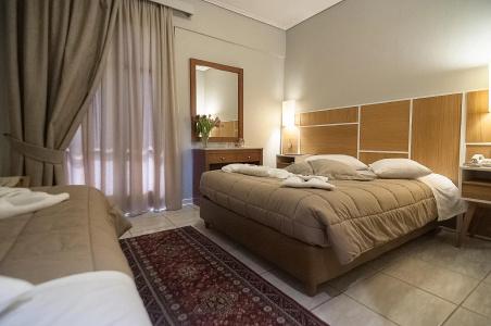 Fedriades Delphi - 114