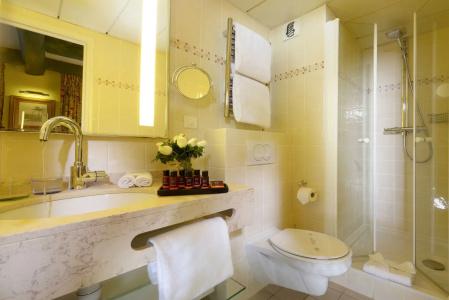 Le Relais Montmartre - 9