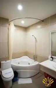 Linh Phuong 3 - 62