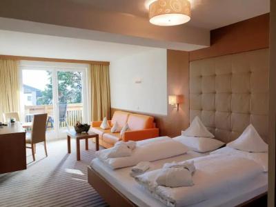Ruster Resort - 72
