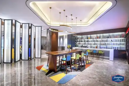 Hampton by Hilton Guangzhou Dongxiaonan - 8