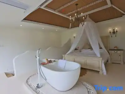 Tranquil Shores Holiday Apartments - 250