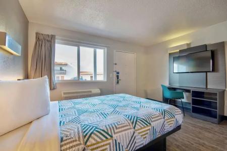 Motel 6 Santa Fe - 81