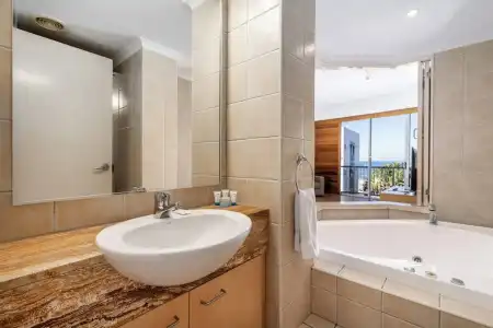 Rolling Surf Resort - 139