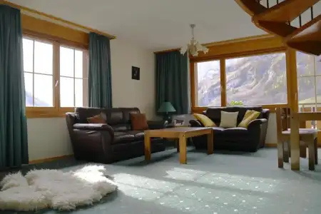 Grichting & Serviced Apartments - 167