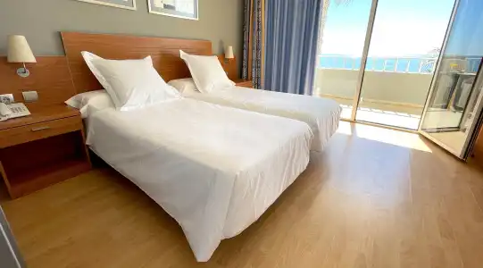 Fay Victoria Beach - 5