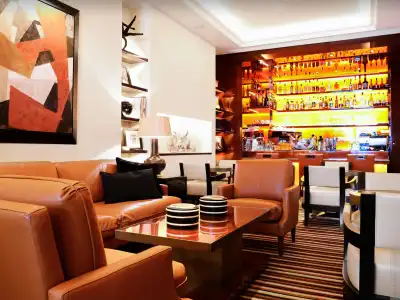 37 - Luxury Flat Montaigne - 14