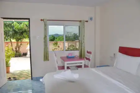 Wattana Hill Resort - 43
