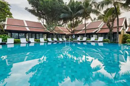 Impiana Beach Resort Patong, Phuket - 13