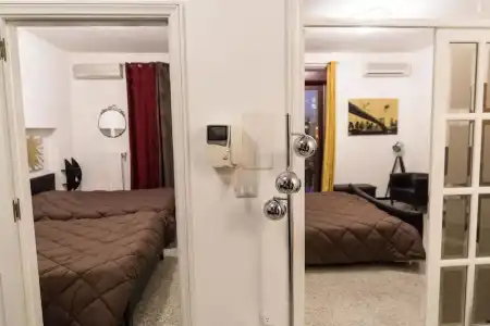 Metropolitan - 5